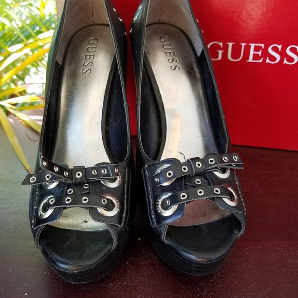 Open Toe Black Guess Heels - Picture 2 of 7